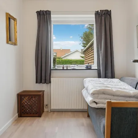 3 Bedroom Stunning In *