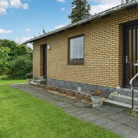 3 Bedroom Stunning In Marstal